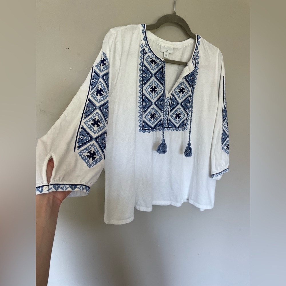 J. Jill White Tunic with Blue Embroidery - Picture 2 of 5